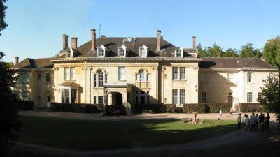 Trois châteaux : Réflexions et travaux pour l’avenir de Coye la forêt (suite 2)