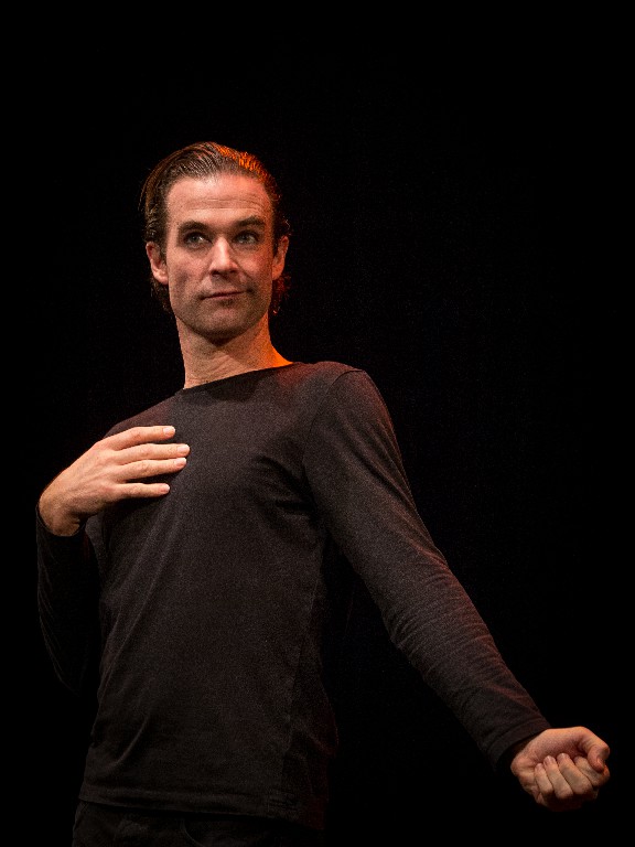 Dans la peau de Cyrano De Nicolas Devort