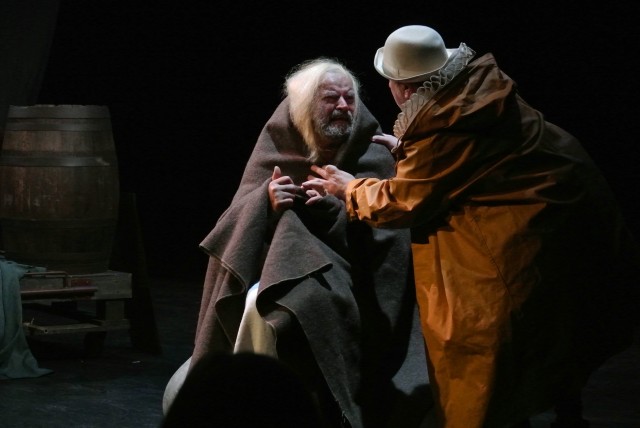 LEAR ET SON FOU  D'André Benedetto