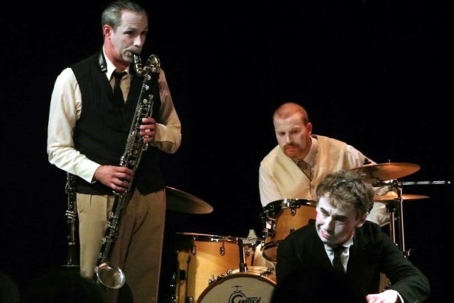 LES TRIBULATIONS D’HAROLD Idée et musique originalesde Vincent Boisseau