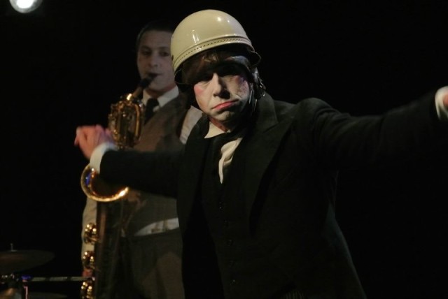 LES TRIBULATIONS D’HAROLD Idée et musique originalesde Vincent Boisseau