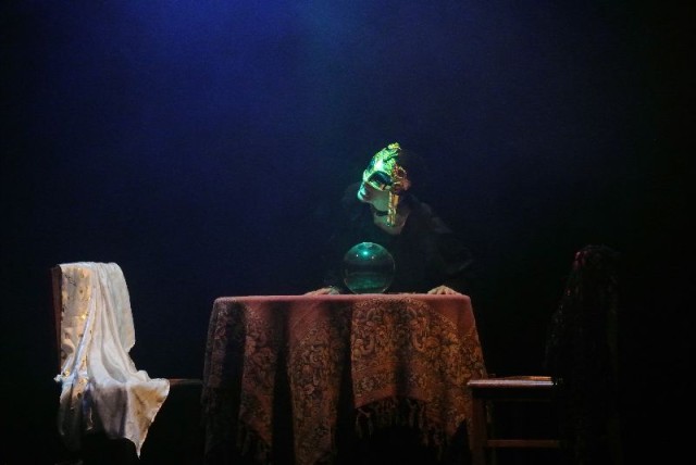 LA VOYANTE De Jacques Bona - Présentation du Festival
