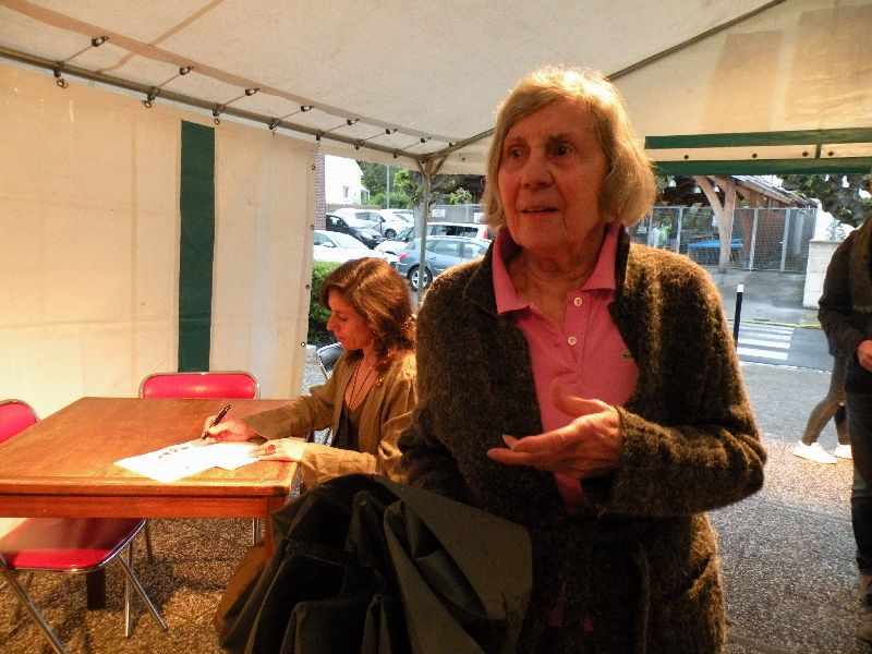 TOUH De Jeanne Chartier et Loïc Bartolini