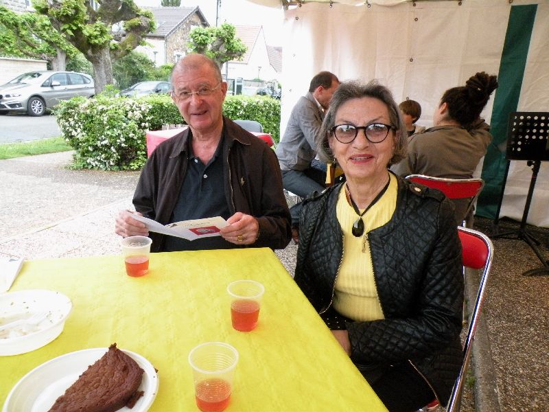 LE REPAS DES FAUVES De Vahé Katcha