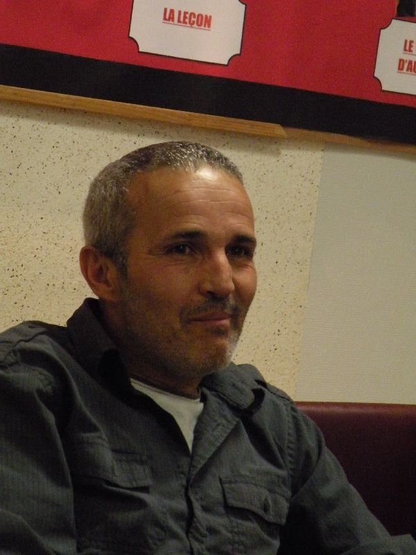 LE VOLEUR D’AUTOBUS De Boubakeur Makhoukh