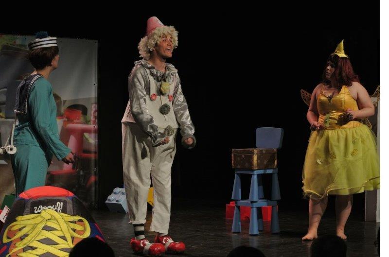 NONO ET LES COULEURS DE L'AMITIÉ  De Laura Bensimon et Adelina Belgodere