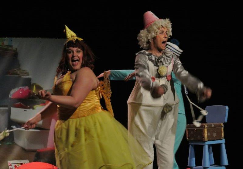 NONO ET LES COULEURS DE L'AMITIÉ  De Laura Bensimon et Adelina Belgodere