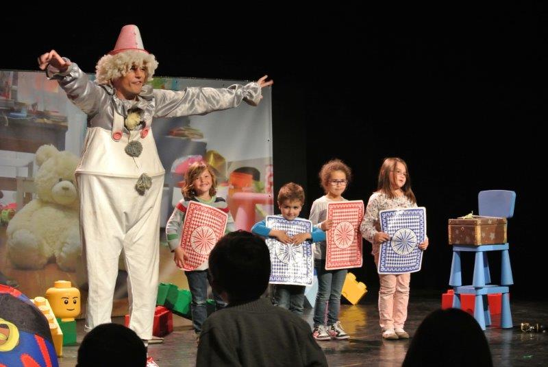 NONO ET LES COULEURS DE L'AMITIÉ  De Laura Bensimon et Adelina Belgodere