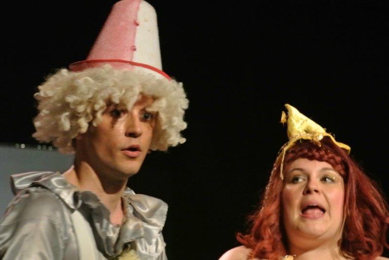NONO ET LES COULEURS DE L'AMITIÉ  De Laura Bensimon et Adelina Belgodere