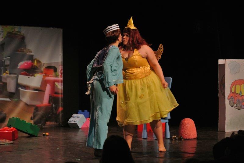 NONO ET LES COULEURS DE L'AMITIÉ  De Laura Bensimon et Adelina Belgodere