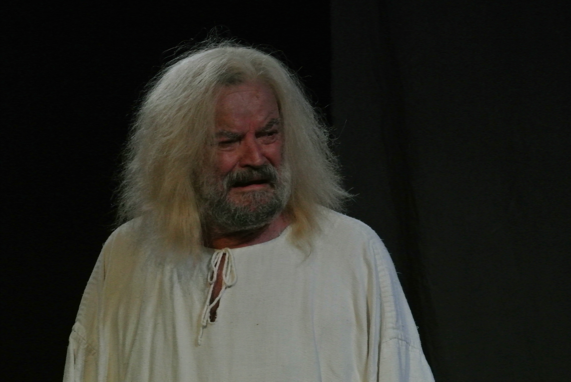 LEAR ET SON FOU  D'André Benedetto