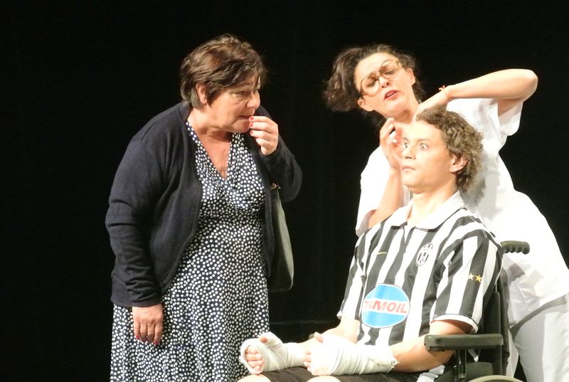 KLAXONS, TROMPETTES ET PÉTARADES De Dario Fo