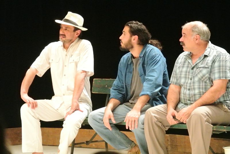 LES PIEDS TANQUÉS D’Artscénicum Théâtre