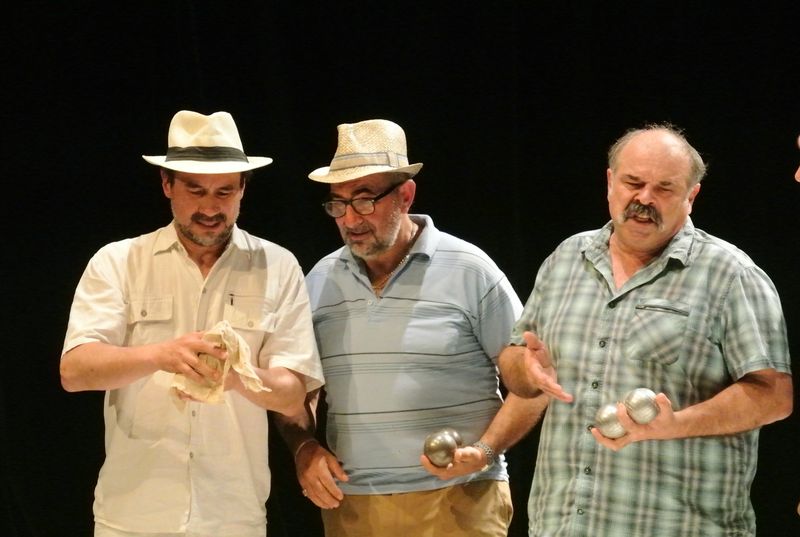 LES PIEDS TANQUÉS D’Artscénicum Théâtre