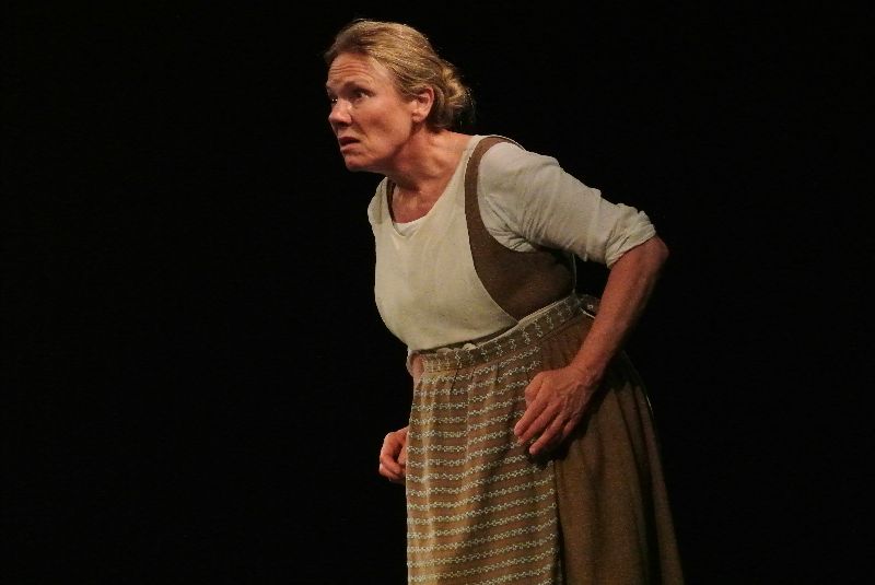 L'APPRENTIE SAGE-FEMME De Karen Cushman