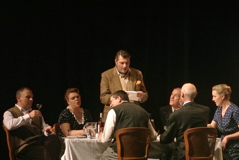 LE REPAS DES FAUVES De Vahé Katcha