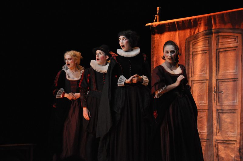 LES FEMMES SAVANTES  De Molière