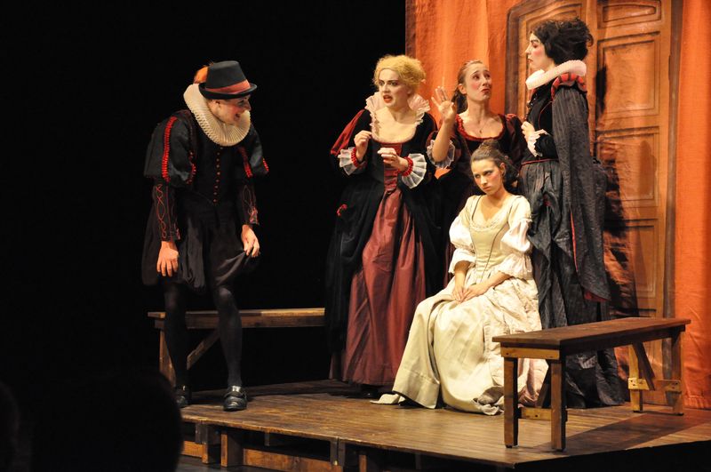 LES FEMMES SAVANTES  De Molière