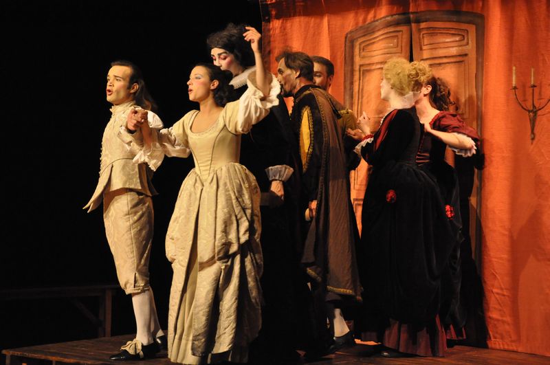 LES FEMMES SAVANTES  De Molière