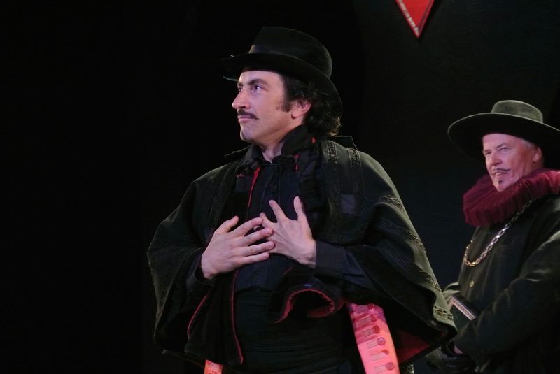 REGARDEZ MAIS NE TOUCHEZ PAS De Théophile Gautier et Bernard Lopez