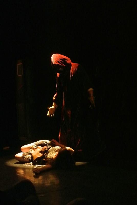 TOUH De Jeanne Chartier et Loïc Bartolini
