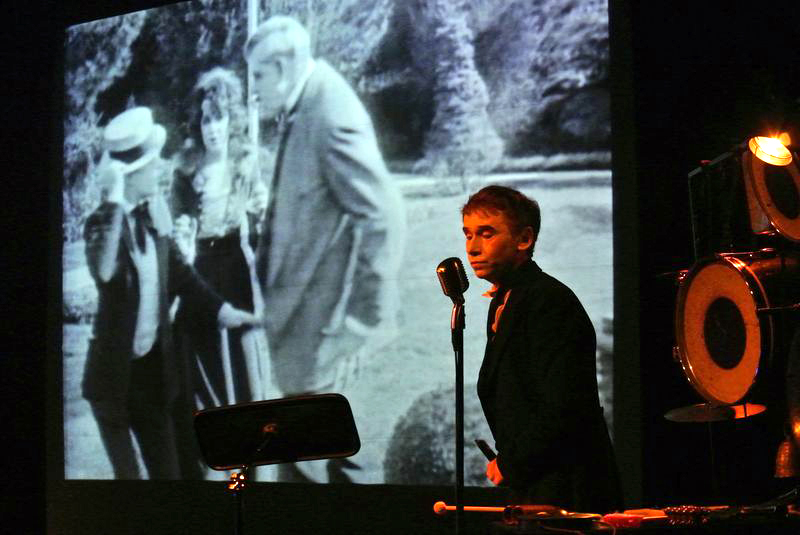 LES TRIBULATIONS D’HAROLD Idée et musique originalesde Vincent Boisseau