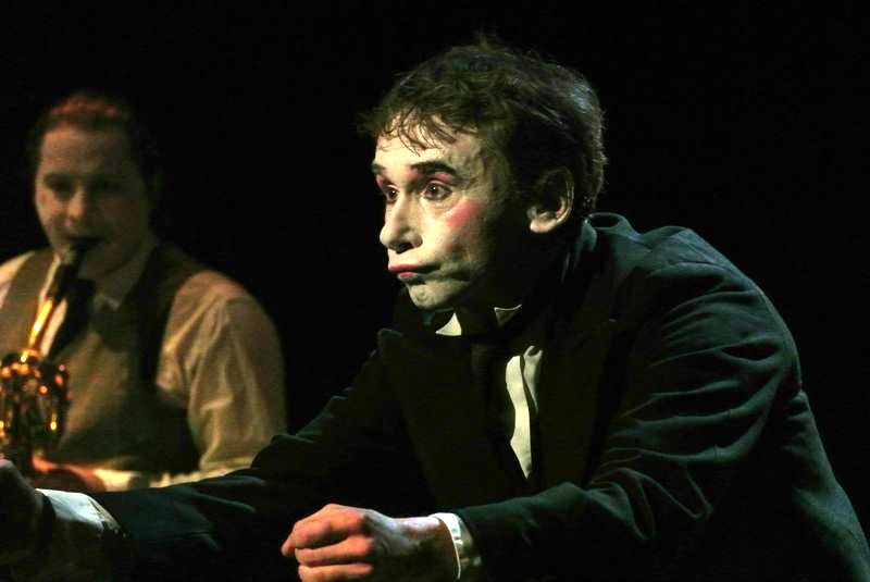 LES TRIBULATIONS D’HAROLD Idée et musique originalesde Vincent Boisseau